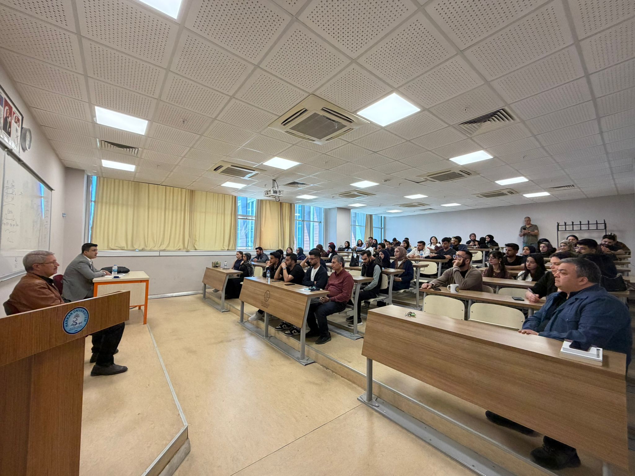 Şanlıurfa’nın İmar ve Şehirleşme Geleceği Kamu Yönetimi Bölümü'nde Masaya Yatırıldı